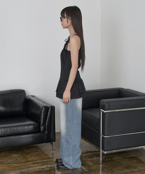 UNE MANSION(ユヌマンション)の「【UNE ORIGINAL】 くるくるストリングダブルフリルレイヤードドットワンピース(キャミソール・レディース・ホワイト/ブラック/グレー・FREE)」の4枚目の写真