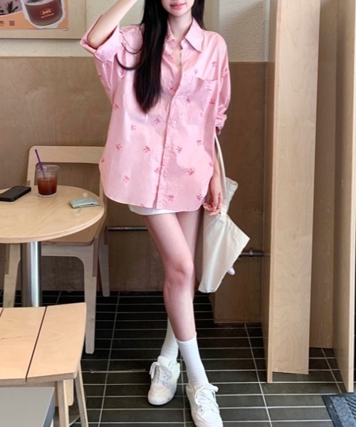 Vipoa（ヴィポア）の「ribbon print shirt（シャツ/ブラウス・レディース・ピンク/ホワイト/ブルー・FREE）」の11枚目の写真