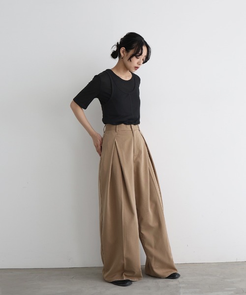 hellam（へラム）の「タンクレイヤードシアートップス（Tシャツ/カットソー・レディース・アイボリー/ブラック/杢グレー/ブラウン・FREE）」の13枚目の写真
