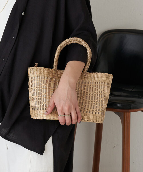 Jena espace merveilleux（ジェナ　エスパスメルヴェイユ）の「シーグラストートバッグ（トートバッグ・レディース・ブラック/ベージュ・FREE）」の6枚目の写真