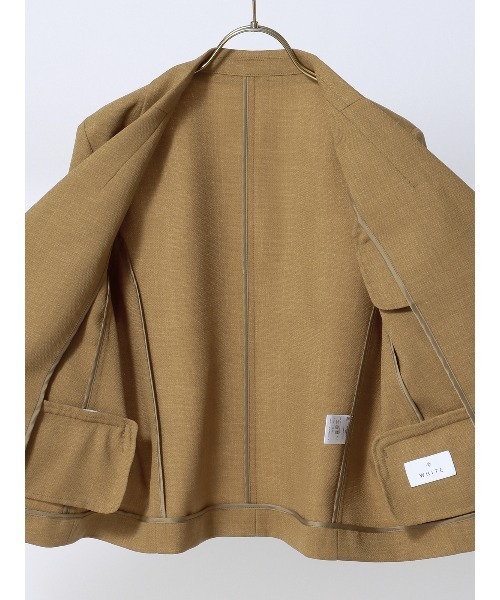 SUIT SQUARE（スーツスクエア）の「ダブルブレストショートジャケット ウォッシャブル ストレッチ フルーフィエステル 織柄（テーラードジャケット・レディース・ベージュ系/ブラウン系・38(9号)/40(11号)）」の20枚目の写真