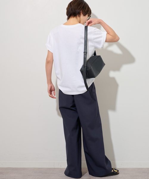 JOURNAL STANDARD relume（ジャーナルスタンダード　レリューム）の「《WEB限定》エンブロイダリーロゴモチーフT（Tシャツ/カットソー・レディース・ネイビー/ホワイト・FREE）」の6枚目の写真