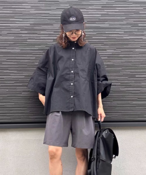 LBC（エルビーシー）の「タイプライター半袖BOXシャツ（シャツ/ブラウス・レディース・ホワイト/チャコール/オレンジ・M）」の3枚目の写真