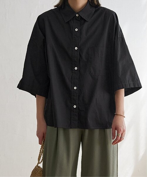 LBC（エルビーシー）の「タイプライター半袖BOXシャツ（シャツ/ブラウス・レディース・ホワイト/チャコール/オレンジ・M）」の4枚目の写真