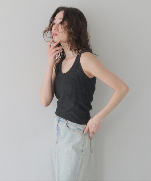 CLEIO（クレイオ）の「【CLEIO】リブニットタンクトップ RIBBED KNIT TANK TOP/737-13676（タンクトップ・レディース・ライトイエロー/アイボリー/ブラック/ライトブルー/ライトピンク・FREE）」の22枚目の写真