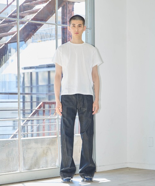 NVRFRGT（ネヴァーフォーゲット）の「別注　COATING 3D TWISTED  LEG JEANS（デニムパンツ・メンズ・ブラック・1/2/3）」の2枚目の写真