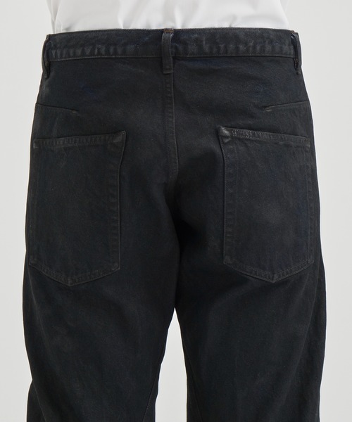 NVRFRGT（ネヴァーフォーゲット）の「別注　COATING 3D TWISTED  LEG JEANS（デニムパンツ・メンズ・ブラック・1/2/3）」の6枚目の写真