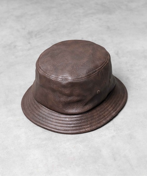 AVIREX（アヴィレックス）の「/AVIREX/SYNTHETIC LEATHER BUCKET HAT（ハット・メンズ・ブラック/ブラウン・FREE）」の4枚目の写真