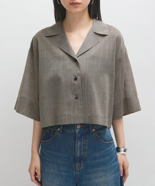 ADAM ET ROPE'(アダムエロペ)の「【接触冷感】ショートシャツジャケット(シャツ/ブラウス・レディース・ブラック/ベージュ・FREE)」の20枚目の写真