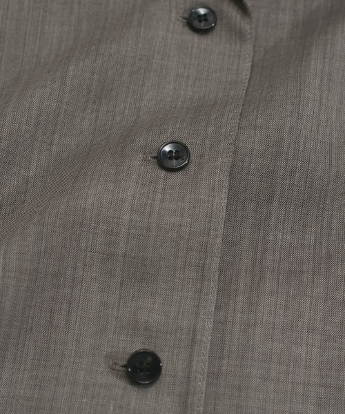 ADAM ET ROPE'(アダムエロペ)の「【接触冷感】ショートシャツジャケット(シャツ/ブラウス・レディース・ブラック/ベージュ・FREE)」の14枚目の写真