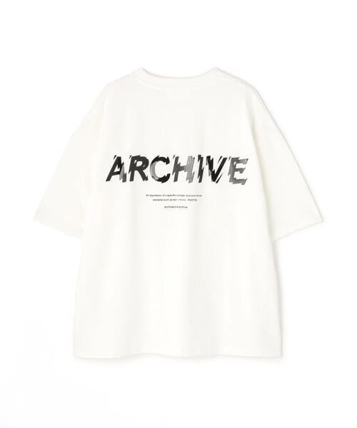 A4A(エーフォーエー)の「A4A/エーフォーエー/LOGO S/S TEE(Tシャツ/カットソー・レディース・ホワイト/ブラック・L/M/S)」の1枚目の写真