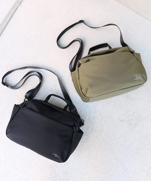 sankyo shokai（サンキョウショウカイ）の「ショルダーバッグ ストレッチ ナイロン 軽量（ショルダーバッグ・レディース・グレイッシュベージュ/ブラック/グレー/カーキ・FREE）」の16枚目の写真