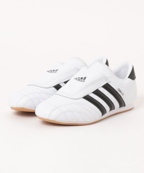 adidas（アディダス）の「adidasTAEKWONDOW JQ4774（スニーカー・レディース・ホワイト・23.5㎝/25㎝）」の2枚目の写真