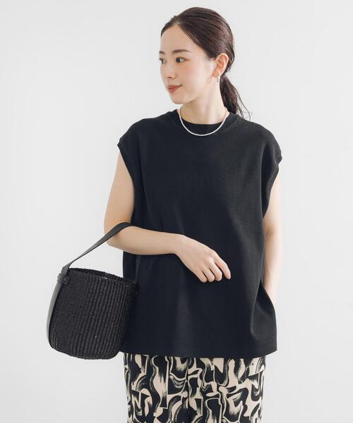 URBAN RESEARCH(アーバンリサーチ)の「フレンチスリーブチュニックニット(ベスト・レディース・アイボリー/ブラック・FREE)」の1枚目の写真