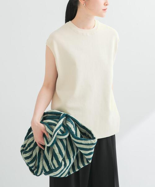 URBAN RESEARCH(アーバンリサーチ)の「フレンチスリーブチュニックニット(ベスト・レディース・アイボリー/ブラック・FREE)」の8枚目の写真