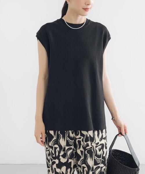 URBAN RESEARCH(アーバンリサーチ)の「フレンチスリーブチュニックニット(ベスト・レディース・アイボリー/ブラック・FREE)」の12枚目の写真