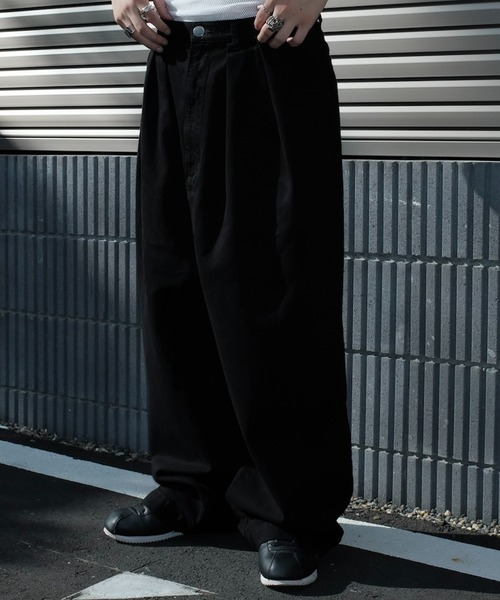 2AM(ツーエイエム)の「INTODUSK / SKEWED DENIM PANTS(デニムパンツ・メンズ・ブラック・SMALL/MEDIUM/LARGE)」の6枚目の写真