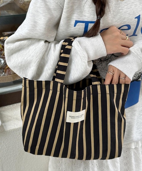 Mignonjour(ミニョンジュール)の「FReePLACe/ストライプミニトートバッグ X12523(トートバッグ・レディース・ホワイト/ブラック・FREE)」の6枚目の写真