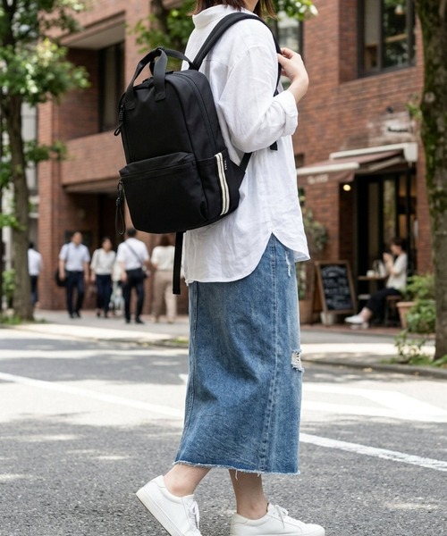 L.R.M(エルアールエム)の「トラックラインハンドルリュック(バックパック/リュック・レディース・グレー系その他/アイボリー/ブルー/ブラック/ミント/ピンクベージュ・FREE)」の3枚目の写真