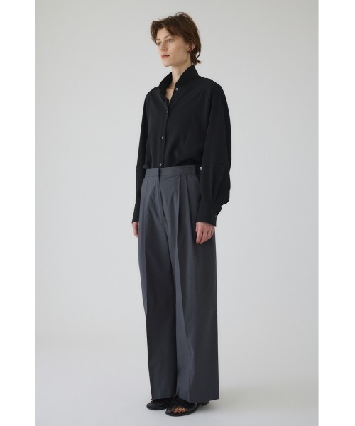 RIM.ARK(リムアーク)の「Stand collar volume blouse スタンドカラーボリュームブラウス(シャツ/ブラウス・レディース・グレー/ライトブラウン/ブラック・FREE)」の7枚目の写真