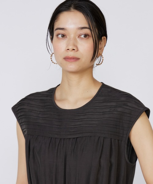 INED(イネド)の「【接触冷感】綿キュプラ ピンタックワンピース(ワンピース・レディース・モカ/イエロー・9号/11号)」の15枚目の写真