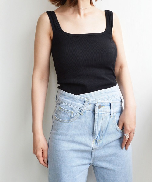 styiro(スタイロ)の「カップ付きリブタンクトップ 夏インナー レイヤード 韓国ファッション カジュアル 美シルエット シーズンレス フェス アウトドア(タンクトップ・レディース・ブラック/ホワイト/グレー・FREE)」の15枚目の写真