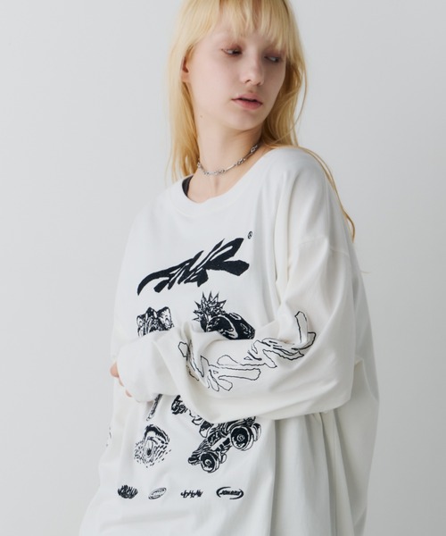 AIVER(アイバー)の「Johann×AIVER 刺繍L/S TEE(Tシャツ/カットソー・メンズ・ブラック/ホワイト・LARGE/MEDIUM/SMALL)」の4枚目の写真