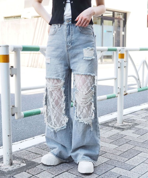 tiptop（ティップトップ）の「レースダメージデニムパンツ（デニムパンツ・レディース・サックスブルー・M/S）」の2枚目の写真