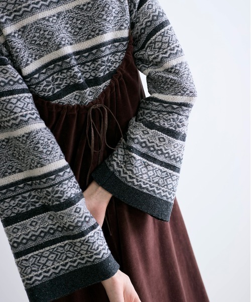 WALANCE(ワランス)の「wool jacquard boatneck top(ニット/セーター・レディース・チャコール・FREE)」の6枚目の写真