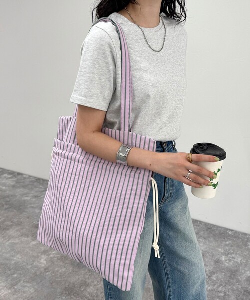 fredy emue（フレディエミュ）の「サッカーアウトポケットトートバッグ（トートバッグ・レディース・ホワイト系その他/ブラック系その他/ピンク系その他/ブラウン系その他/ブルー系その他/オレンジ系その他・FREE）」の5枚目の写真