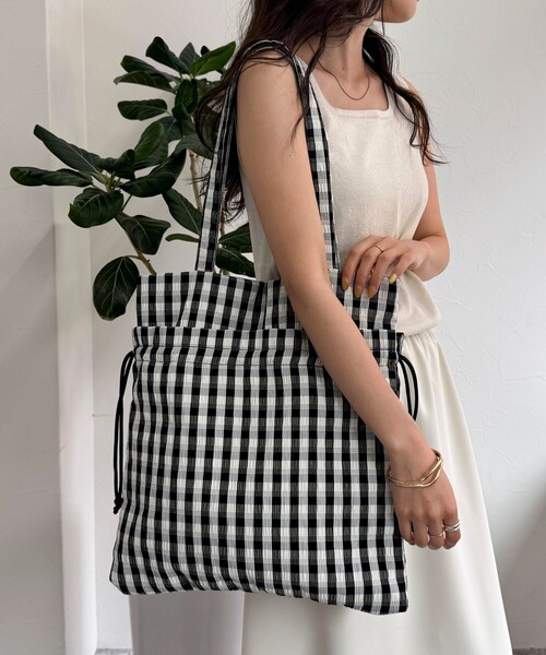 fredy emue（フレディエミュ）の「サッカーアウトポケットトートバッグ（トートバッグ・レディース・ホワイト系その他/ブラック系その他/ピンク系その他/ブラウン系その他/ブルー系その他/オレンジ系その他・FREE）」の9枚目の写真