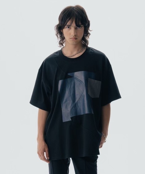 ROYAL FLASH（ロイヤルフラッシュ）の「Maison ULA/メゾン ウラ/切り替えプリントTシャツ（Tシャツ/カットソー・メンズ・ブラック/ホワイト・2/1）」の2枚目の写真