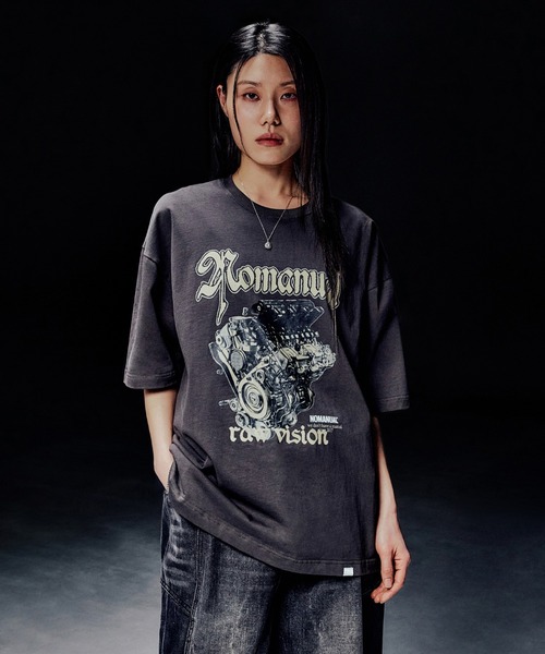 NOMANUAL /ノーマニュアル」NM ENGINE T-SHIRT（Tシャツ