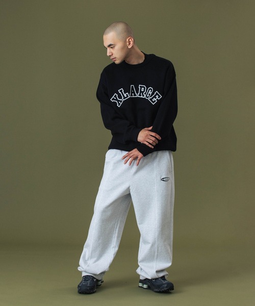 XLARGE（エクストララージ）の「ARCH LOGO CREWNECK KNIT（ニット/セーター・メンズ・ブラック/ブラウン/カモフラージュ・S/M/L/XL）」の8枚目の写真