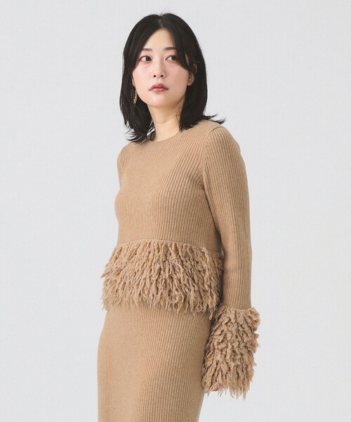 Ray BEAMS（レイビームス）の「RBS / フリンジ キリカエ クルーネック ニット（ニット/セーター・レディース・シルバー/ベージュ・ONE SIZE）」の17枚目の写真