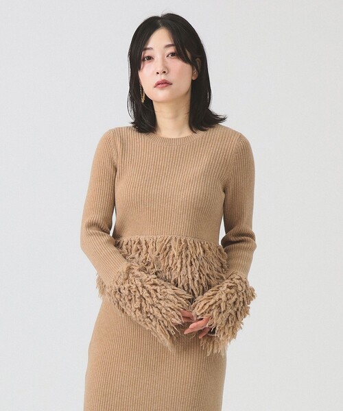 Ray BEAMS（レイビームス）の「RBS / フリンジ キリカエ クルーネック ニット（ニット/セーター・レディース・シルバー/ベージュ・ONE SIZE）」の18枚目の写真