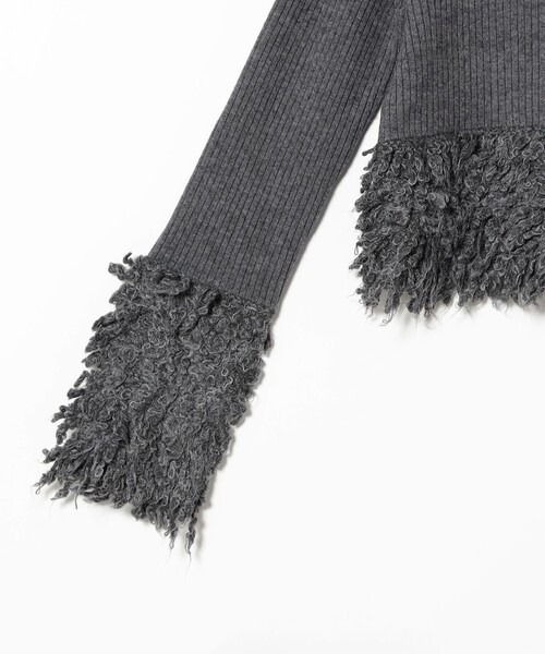 Ray BEAMS（レイビームス）の「RBS / フリンジ キリカエ クルーネック ニット（ニット/セーター・レディース・シルバー/ベージュ・ONE SIZE）」の9枚目の写真
