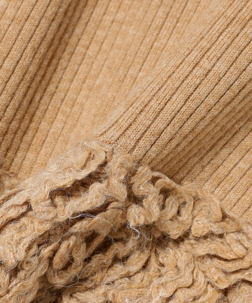 Ray BEAMS（レイビームス）の「RBS / フリンジ キリカエ クルーネック ニット（ニット/セーター・レディース・シルバー/ベージュ・ONE SIZE）」の4枚目の写真