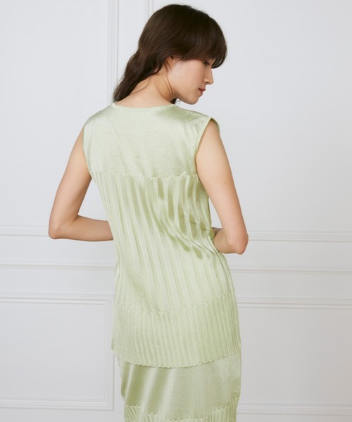 INED（イネド）の「シャイニーヤーンプルオーバー 《la veille by SUPERIOR CLOSET》【セットアップ対応】（ニット/セーター・レディース・ライトグリーン/オフホワイト・9号）」の14枚目の写真