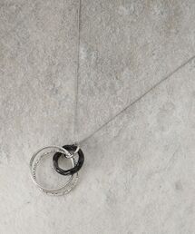 トリプルリングネックレス