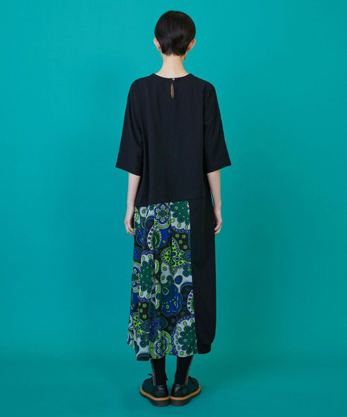 FRAPBOIS（フラボア）の「スカーフルカット ワンピース（ワンピース・レディース・グレー/ブラック・1/0）」の4枚目の写真