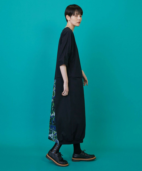 FRAPBOIS（フラボア）の「スカーフルカット ワンピース（ワンピース・レディース・グレー/ブラック・1/0）」の5枚目の写真