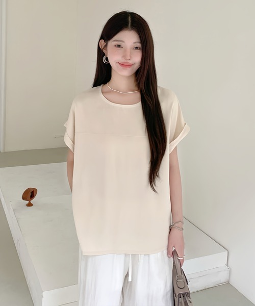 by LEGNA(バイレグナ)の「後ろボタンブラウス(シャツ/ブラウス・レディース・モカ/ブラック/ベージュ・MEDIUM/LARGE)」の3枚目の写真
