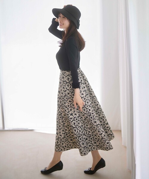 TOCCA(トッカ)の「MOONLIT FLOWER スカート(スカート・レディース・ブラック系5・0/4)」の1枚目の写真