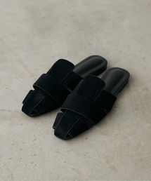 【⭕️現品限り】 新品 未使用 CHEMBUR  本革 ミュール 黒  36 ⭕️現品限り】 新品 未使用 CHEMBUR 本革 ミュール 黒 36