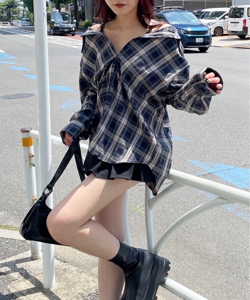 one way(ワンウェイ)の「3wayチェックシャツ(シャツ/ブラウス・レディース・ブラウン/ネイビー/ブラック・FREE)」の3枚目の写真