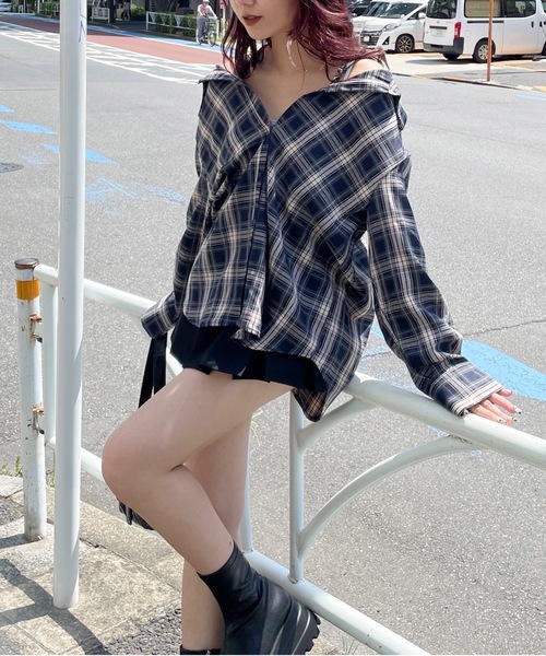 one way(ワンウェイ)の「3wayチェックシャツ(シャツ/ブラウス・レディース・ブラウン/ネイビー/ブラック・FREE)」の7枚目の写真