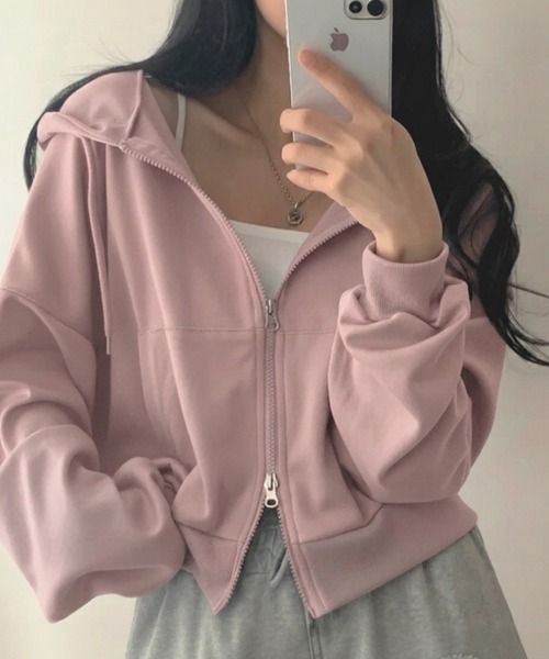 yuue' ( wear )（ユーイ）の「ダブルジップショートパーカー/冷房対策 UVカットフーディー（パーカー・レディース・グレー/ブラック/ライトグレー/ワインレッド/チャコールグレー/ダークブラウン/ネイビー/ピンク/ブルーグリーン/パープル・FREE）」の9枚目の写真