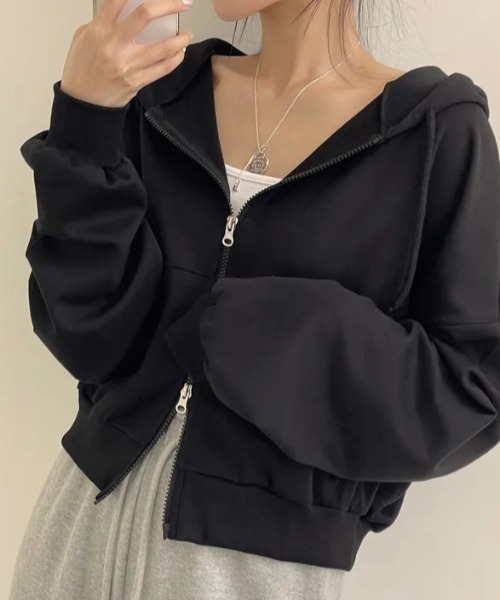 yuue' ( wear )（ユーイ）の「ダブルジップショートパーカー/冷房対策 UVカットフーディー（パーカー・レディース・グレー/ブラック/ライトグレー/ワインレッド/チャコールグレー/ダークブラウン/ネイビー/ピンク/ブルーグリーン/パープル・FREE）」の22枚目の写真