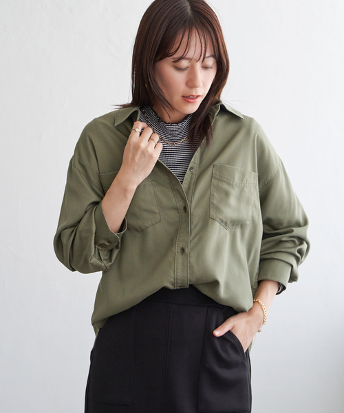 ikka(イッカ)の「セルロース/デニムポケ付きシャツ(シャツ/ブラウス・レディース・チャコールグレー/ライム/ネイビー/ベージュ・M/L/S)」の11枚目の写真